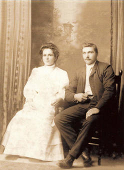 Svatba Marie a Leopolda Hanusových, červenec 1907